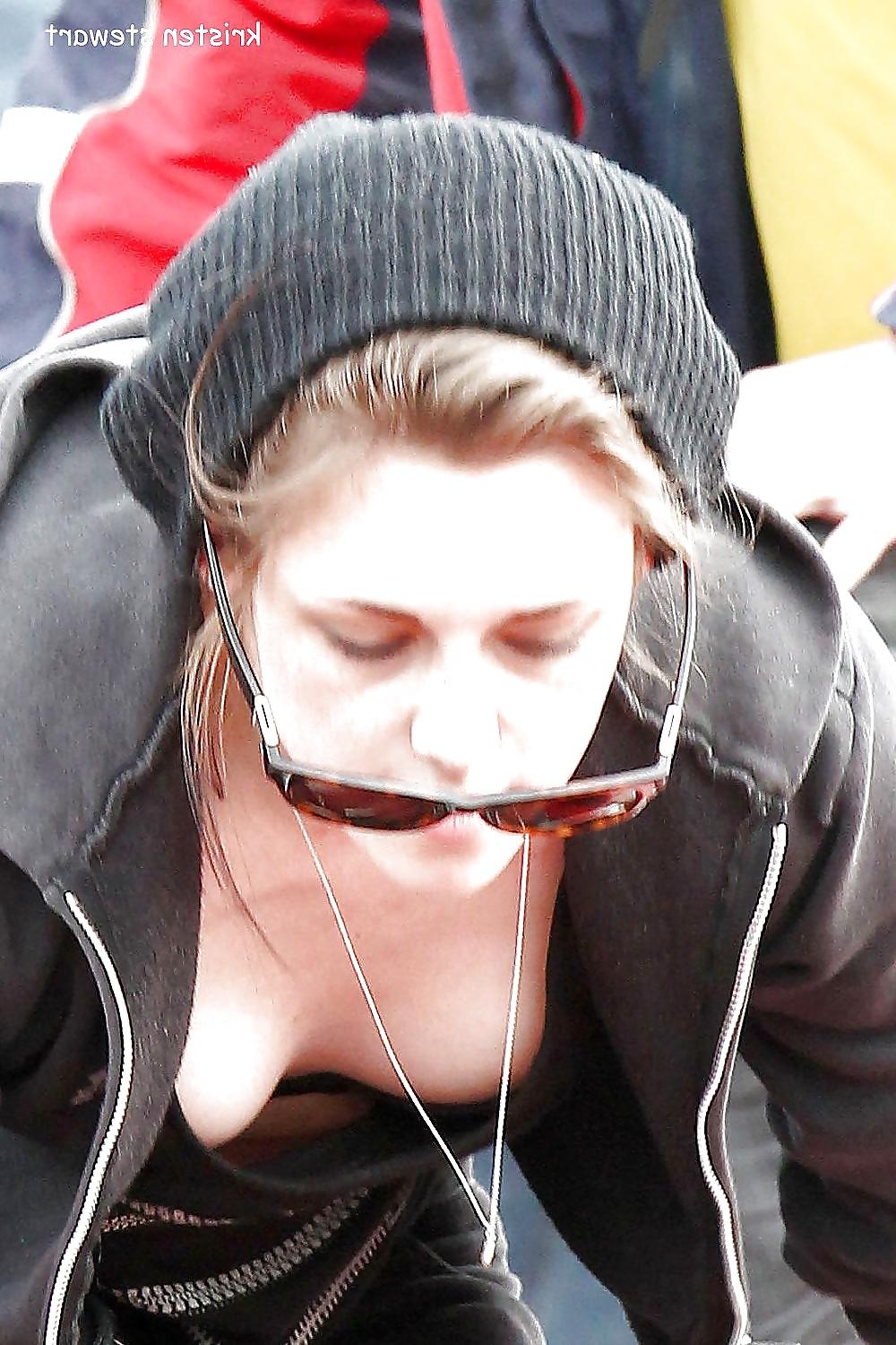 11P Celebrity pics #2 - Kristen Stewart