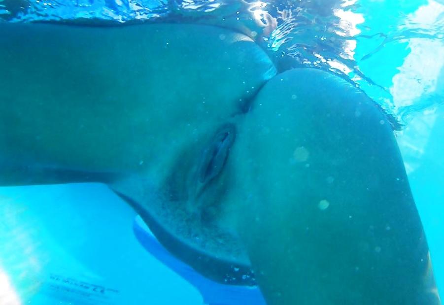 16P Fun at the Pool
