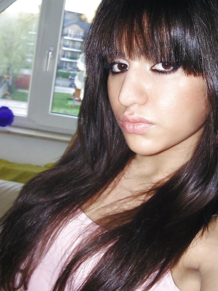 25P Faces making my balls produce44