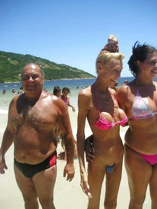 7P HOT GILF LOL
