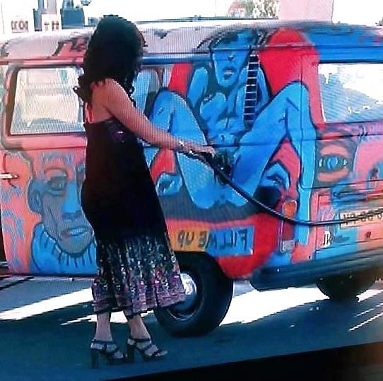 25P Girls with cars 5