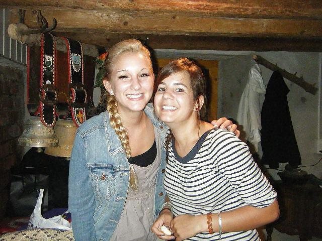 25P Une des mes amies Suisse - One of my swiss friends