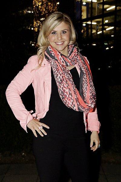 11P Geile Beatrice Egli teil 2