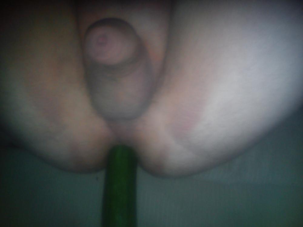 6P Cucumber and a large bottle