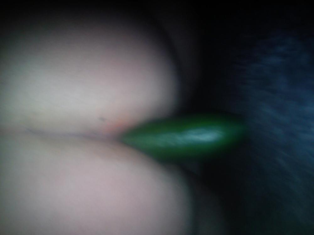 6P Cucumber and a large bottle