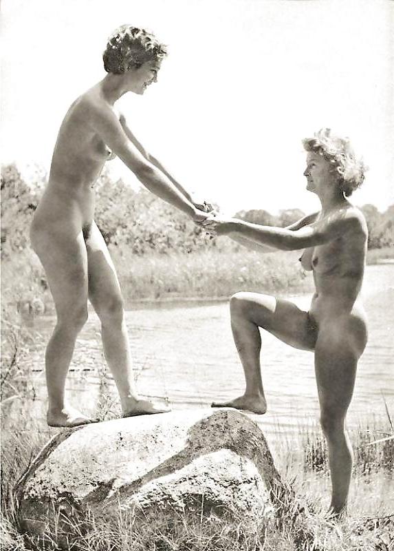 20P Vintage nudist 8.