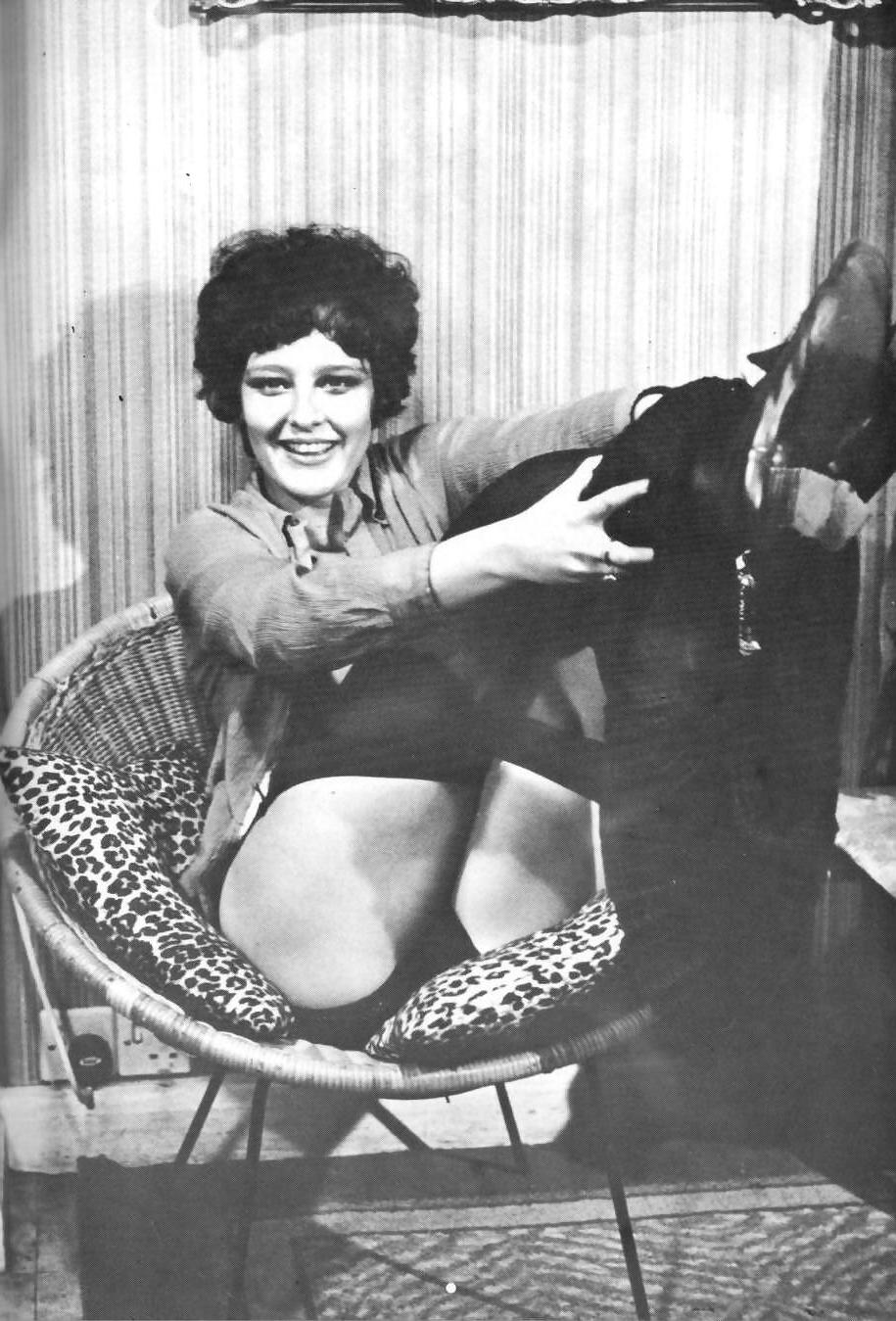 25P Vintage Magazines SBS No 09 - UK
