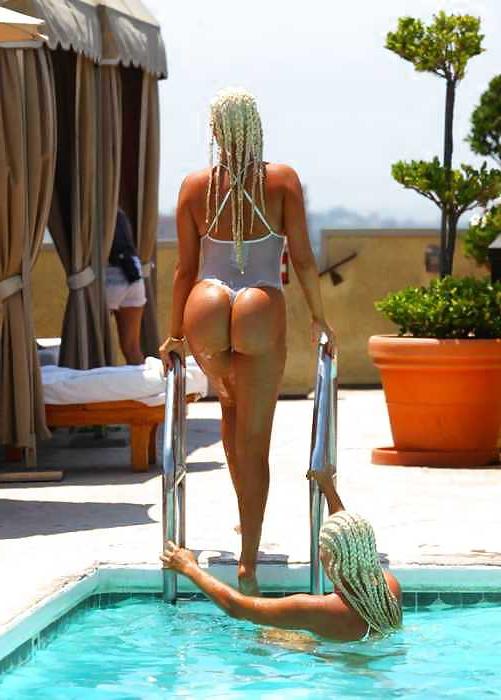 7P Kristina and Karissa Shannon by the pool