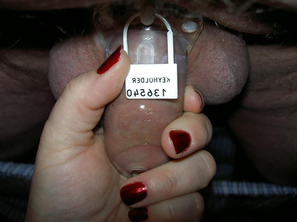 4P Cuckold Hubby and his locked cock