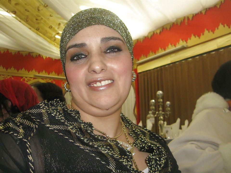 8P Grosse salope marocaine 