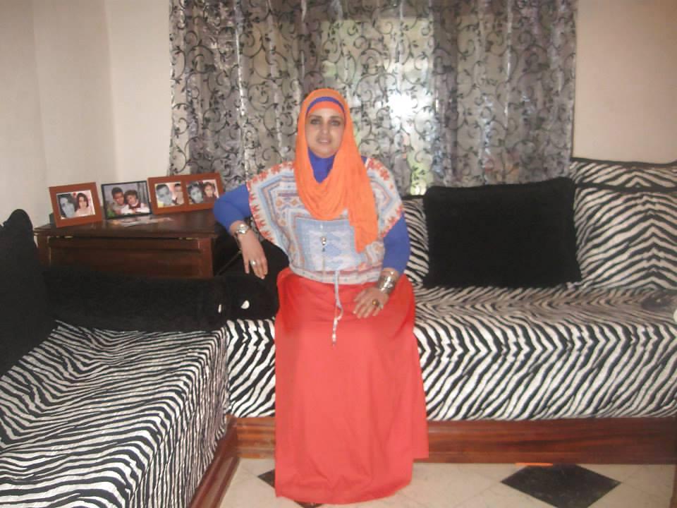 8P Grosse salope marocaine 
