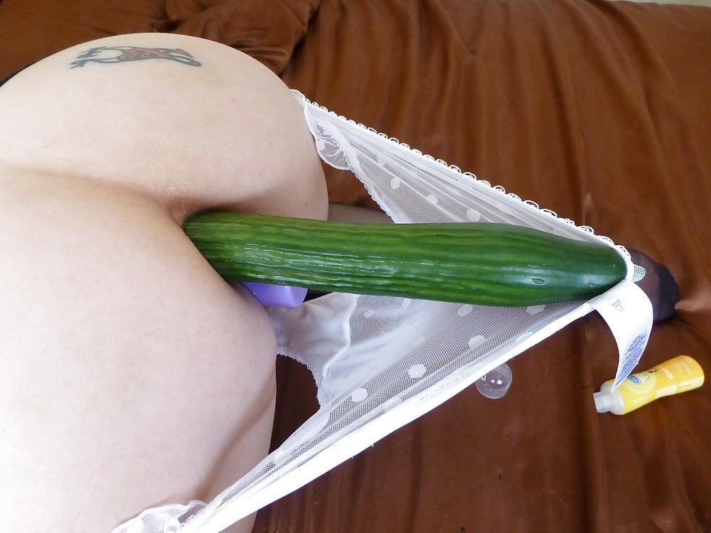25P Incredible Mature Insertion
