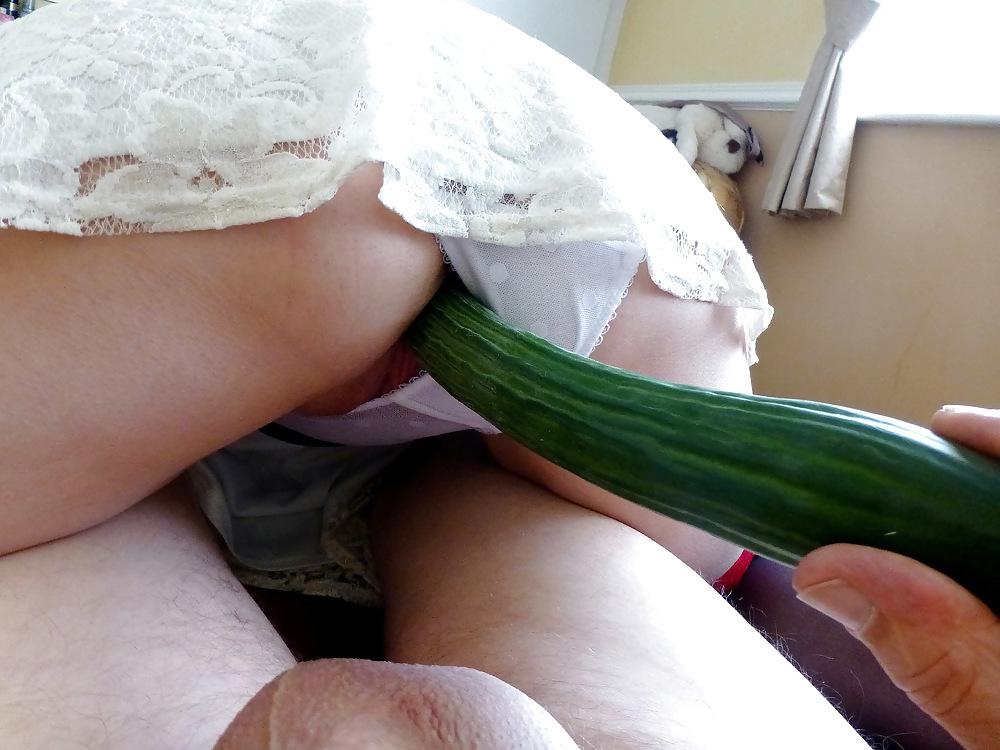25P Incredible Mature Insertion