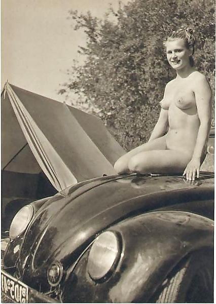 20P Vintage nudist 7.