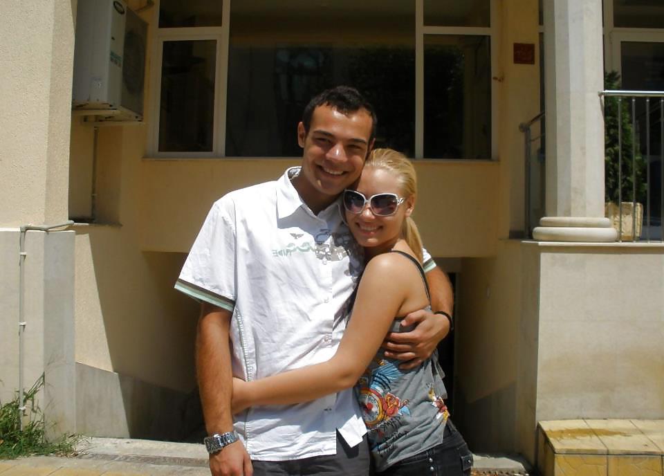 12P Italian girl: Carmela