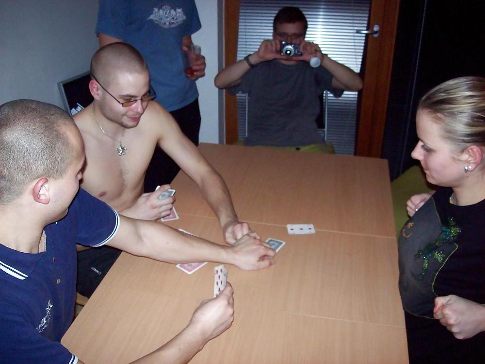 25P Strippoker