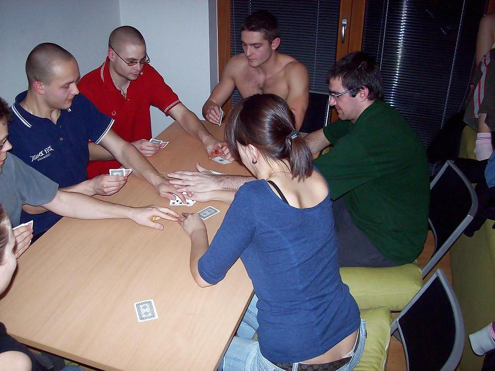 25P Strippoker