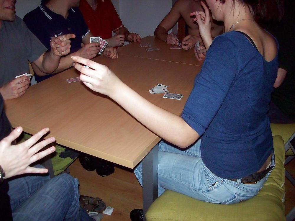25P Strippoker