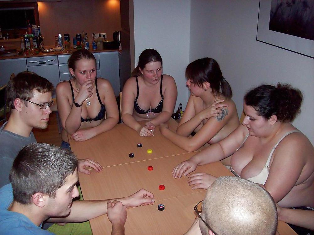 25P Strippoker