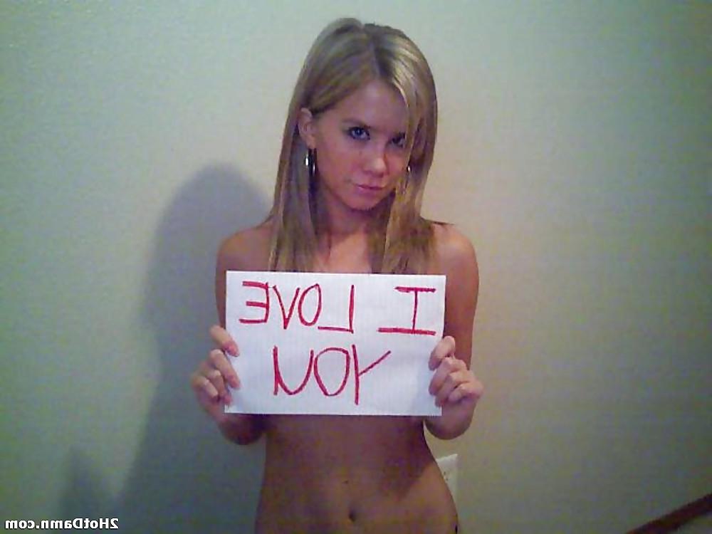 5P Blonde Teen Playing Banana