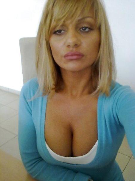 25P Vesna MILF from Serbia VOL. 5