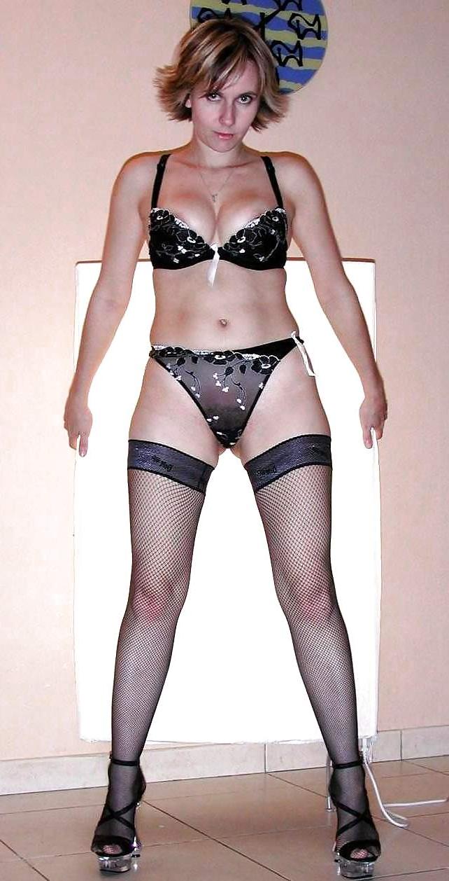 25P Real Hot Amateur MILFS & MATURE...(4)