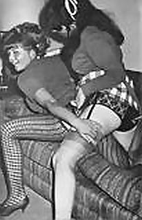 10P Vintage Lesbians Retro B&W
