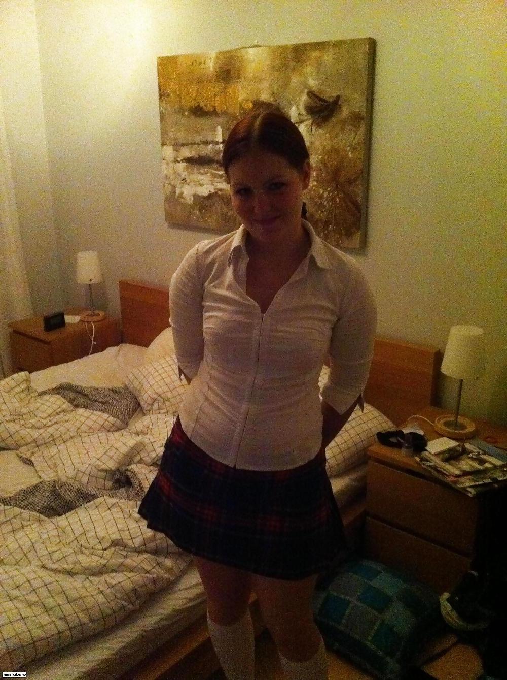 5P Swedish girl Py