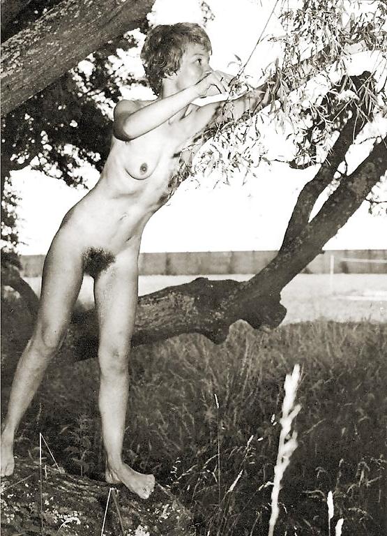 25P A Few Vintage Naturist Girls That Really Turn Me On (5)