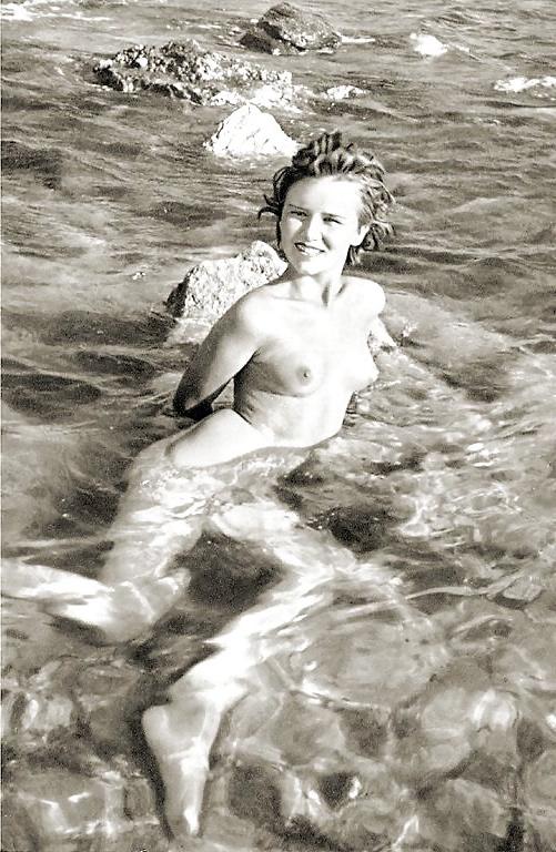 25P A Few Vintage Naturist Girls That Really Turn Me On (5)