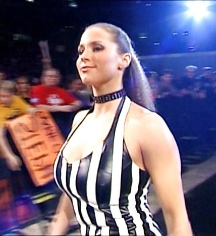 25P Stephanie McMahon