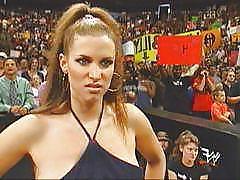 25P Stephanie McMahon