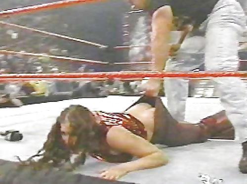 25P Stephanie McMahon