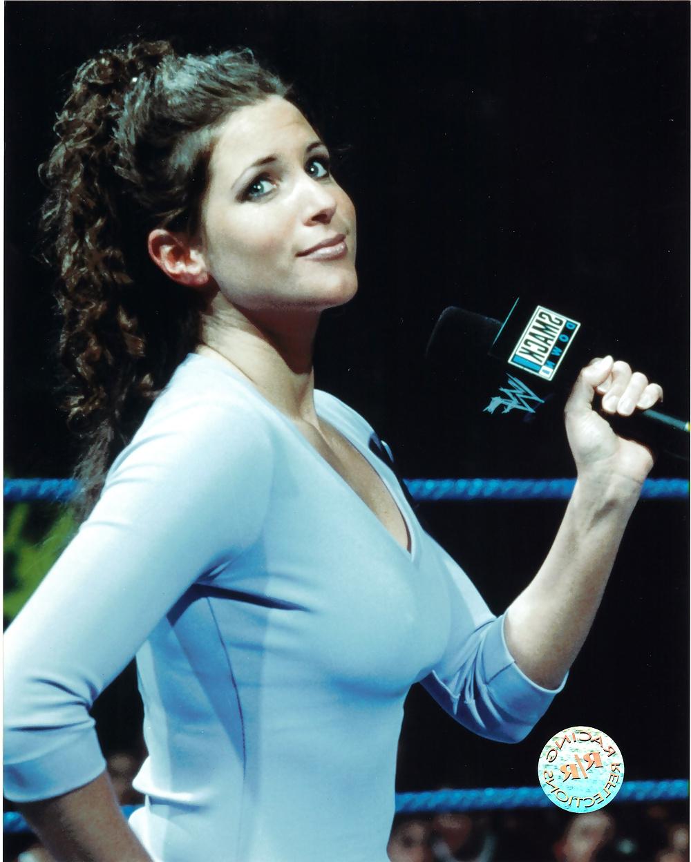 25P Stephanie McMahon