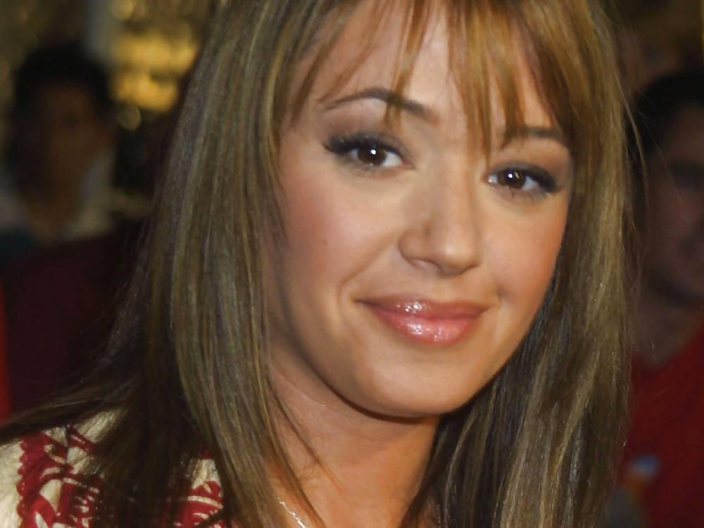 25P Leah Remini Cum target