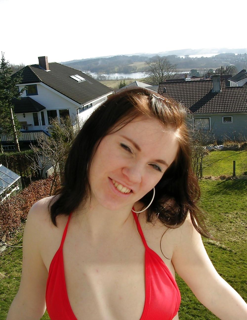 25P Slutty Amateur Ballerina