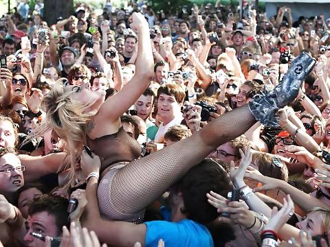 25P Upskirts 
