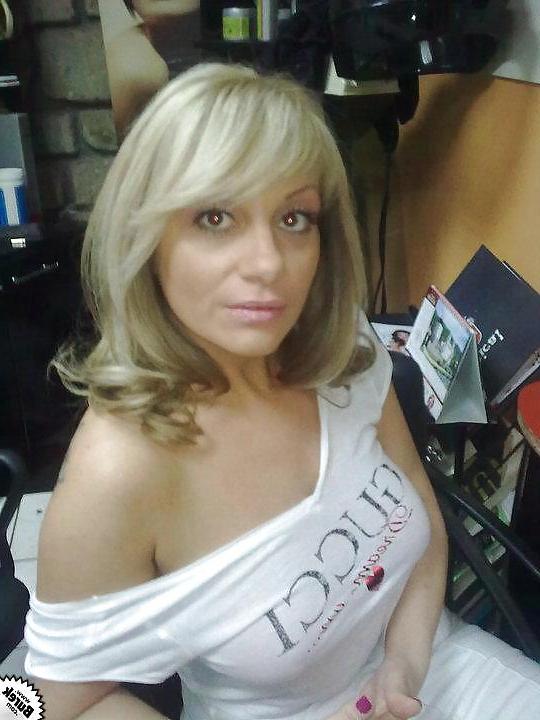 25P Vesna MILF from Serbia VOL. 4