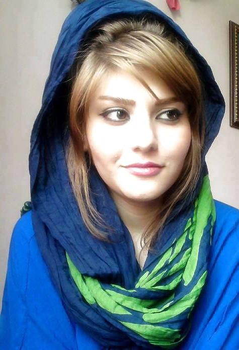 16P Hot Iranian Women Part 4