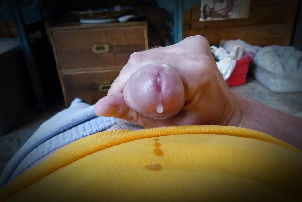 25P Some Fresh Pics of Us, Creampie running down her legs so hot