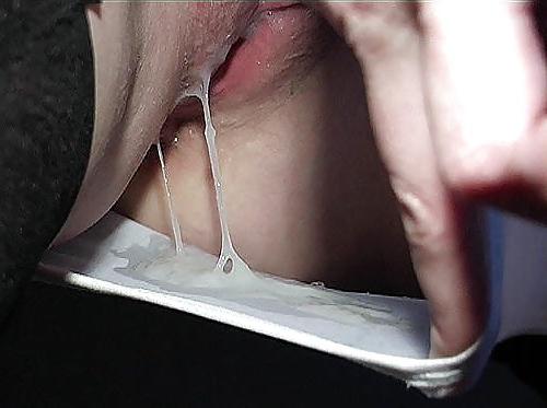 21P Wet and Creampie Pussys