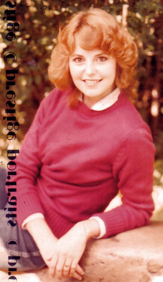 16P Vintage Polaroid Hairy Teen 