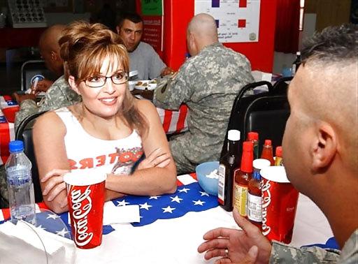 25P Sexy Mom Sarah Palin 