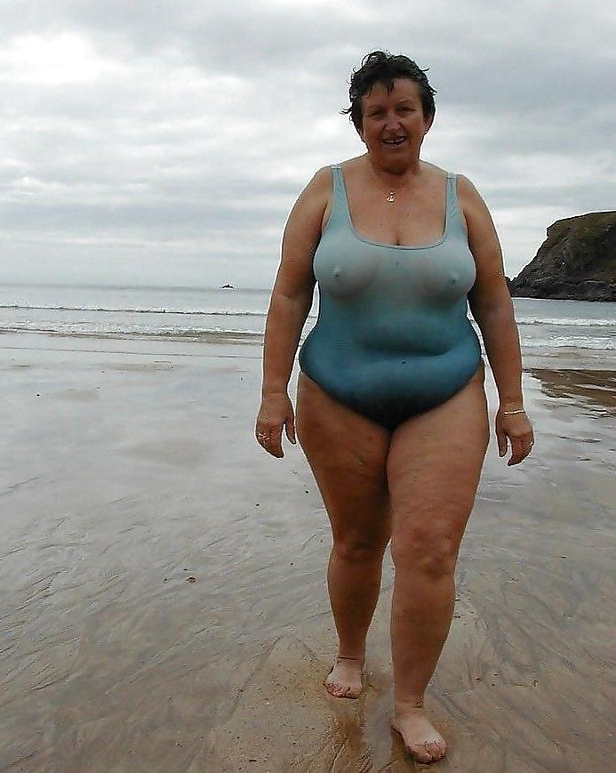 18P Mature-BBW-Ladies 375
