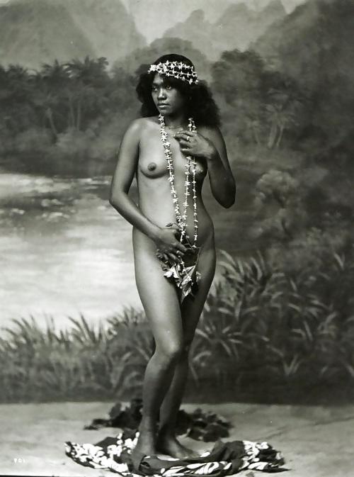 16P Vintage Ilsand Girls
