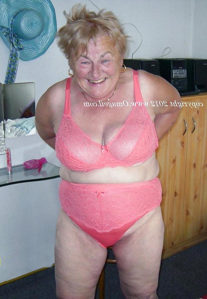 19P Mature-BBW-Ladies 440