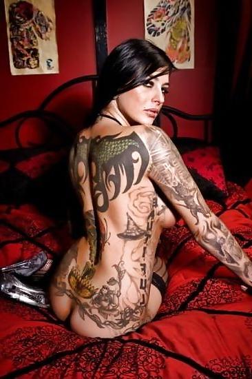 25P tattoo girls