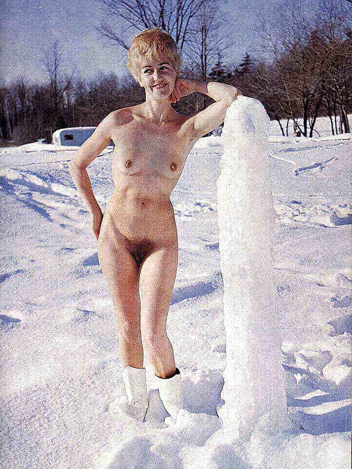 17P Vintage nudists11