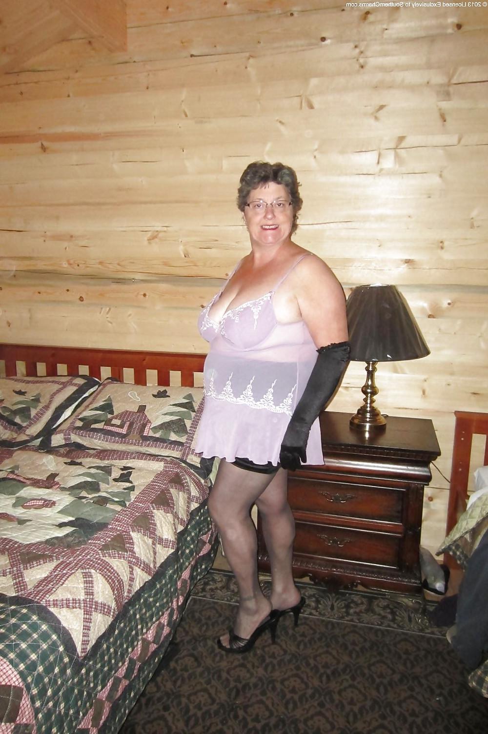 20P Mature-BBW-Ladies 437