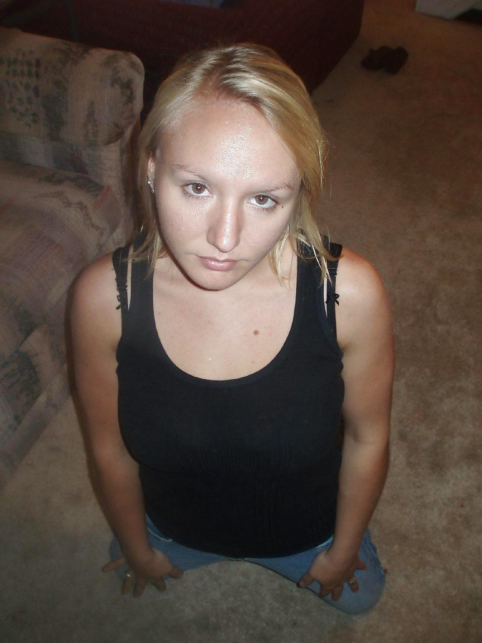 25P Lovely Blonde Teen Posing